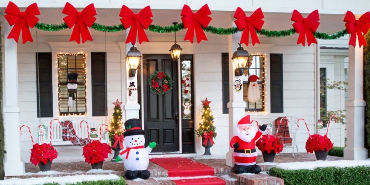 Outdoor Christmas Decorations