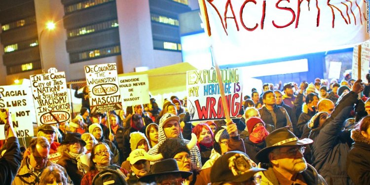 Native Americans protest